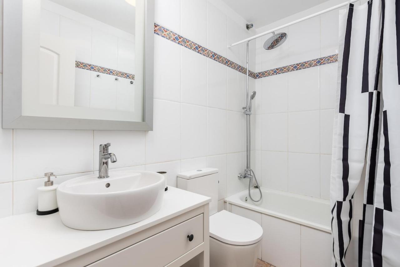Bahia Cozy Ocean View Suite ปัวร์โตเดซานตีอาโก ภายนอก รูปภาพ