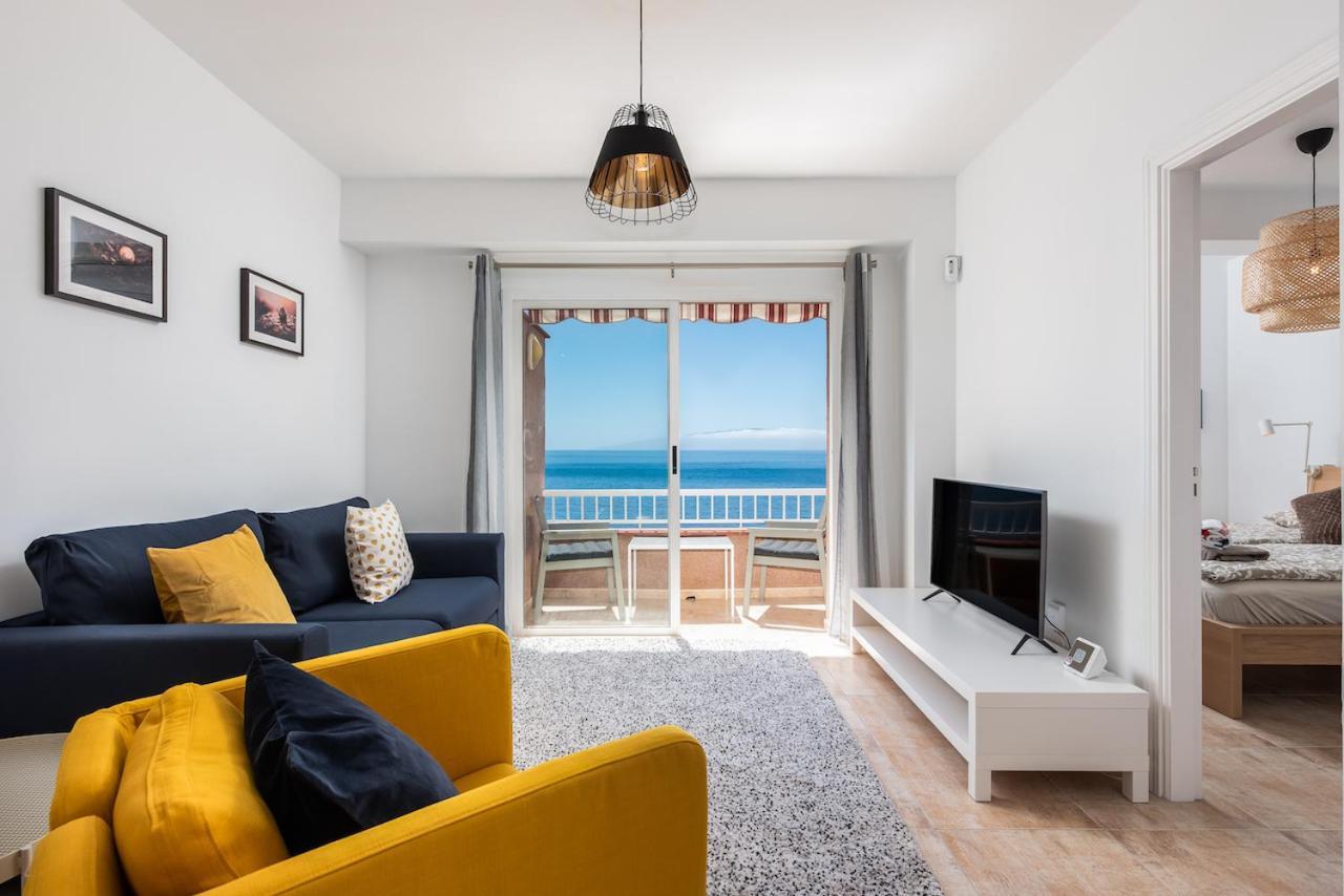 Bahia Cozy Ocean View Suite ปัวร์โตเดซานตีอาโก ภายนอก รูปภาพ